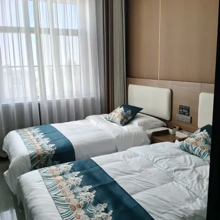 Longsheng Business Hotel