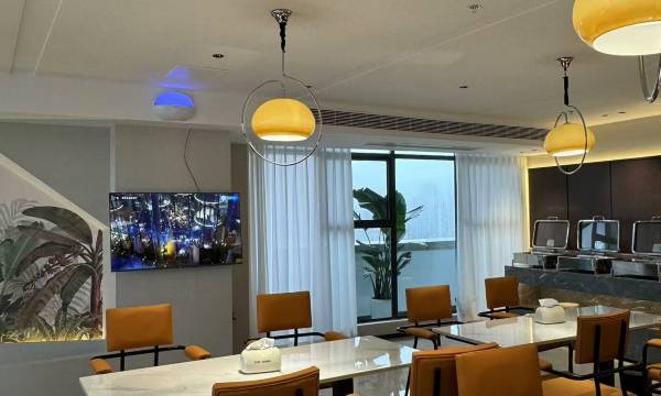 Jinyue Westside Hotel (Chongqing West Railway Station)
