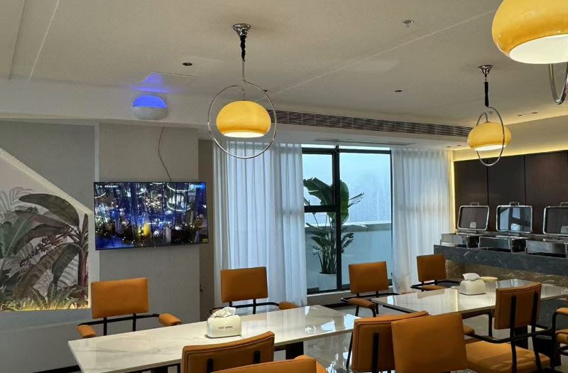 Jinyue Westside Hotel (Chongqing West Railway Station)