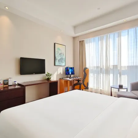 Jingfang E-Sports Hotel (Jiashan Wanlian Shopping Center)