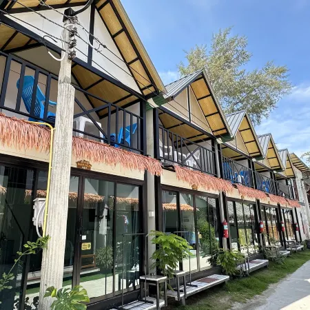 Lipe Baan Talay Homestay