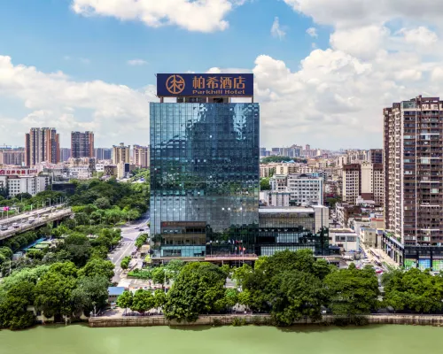 Foshan Boxi Hotel (Zhuroupo Dejingxuan Fisherman's Wharf Branch) Hotels near Snoopy World