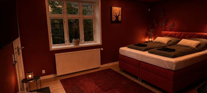 4SEASONS - CRIMSON Autumn Suite Hoteles en Aalborg