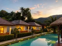 Verona Lanta Resort Hotels near Sanggaou Beach