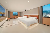 Dahua Grand Hotel (Enping Jinsha Times Square) - Gym