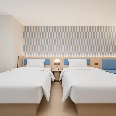 HanTing Hotel (Luzhou Vientiane City Southwest Medical University)
