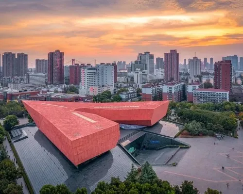 Rufeng Hotel (Wuhan Huanghelou Shouyi Road Subway Station Branch) Рядом с отелем Photos