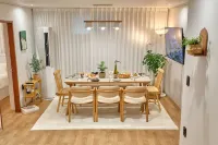 Lily House - Villas