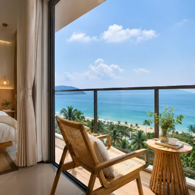 Sea Breeze・Seaview Homestay (Yemeng Promenade, Sanya Bay Branch) Hotele w pobliżu Coconut Dream Corridor