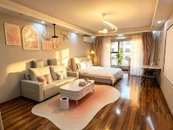 Luyan Homestay (Nanguan Night Market)