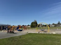 An lucky en-suite with private entrance Vancouver close to YVR - Pensions
