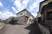 Dazaifu Tenmangu 5-min walk・Conv. store 1 min｜Quiet residential flat｜2-5 guests, free parking - Park Yeri