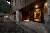 Yubeng Shenpu Inn - Inns