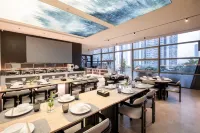Rezen Yuanfen Four Seasons Hotel (Shenzhen North Railway Station East Square) - Mountain view