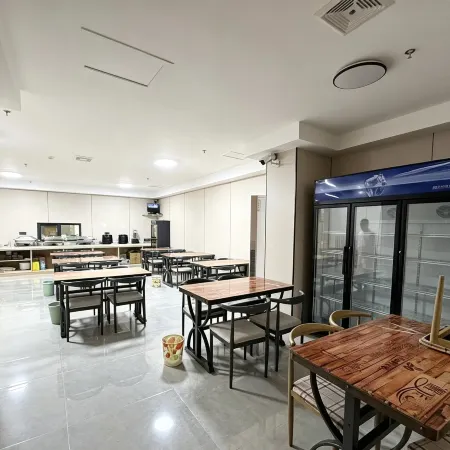 Shankee Hotel (Luntai Pedestrian Street)
