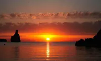 Apt Playa Bossa Ushuaia beachfront, reliable host - Bjergudsigt