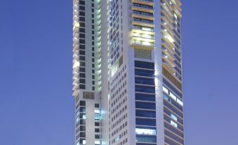 La Suite Dubai Hotel & Apartments