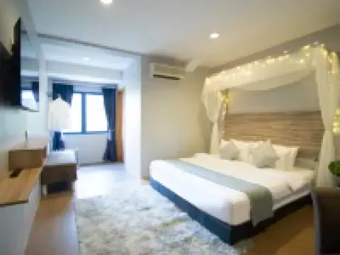 โรงแรมวิคตอเรีย, คอลเลกชั่นของหมู่บ้านนูเว่ โรงแรมใกล้เมอร์ไลออนพาร์ค