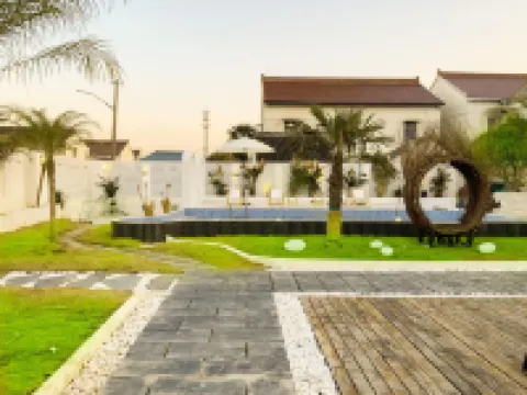 左岸・ラヴィ プールリゾート民宿（上海国際観光リゾート）