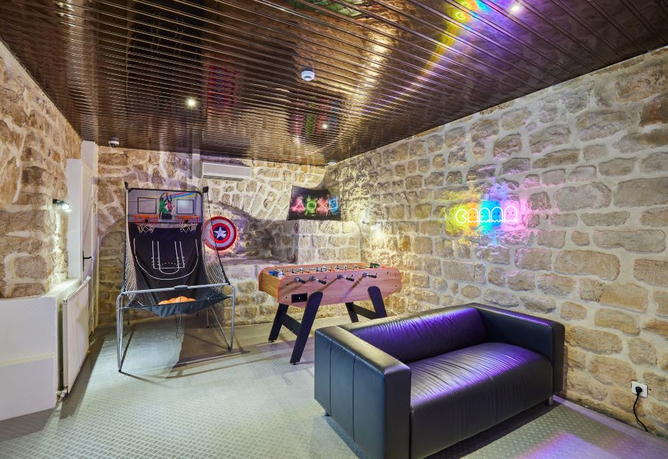 3. Hotel Be..