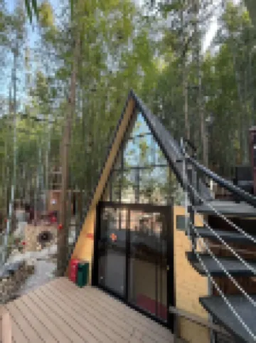 Longmen Wangjiao Lou Wenquan Homestay