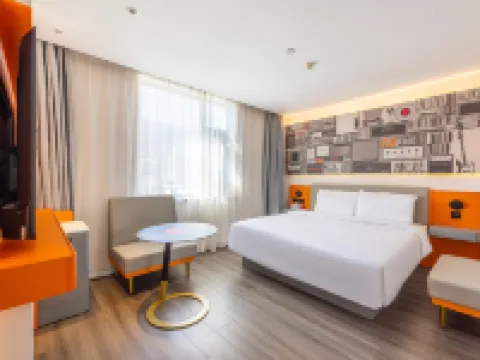 Ibis Hotel (Qiannan Xuchang Guan'egou Branch) Hotels near Eman Valley Glass Bridge