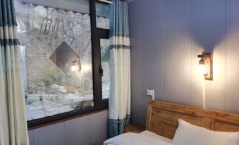 Lushan Qishi Hotel