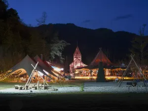 LUCIGOGO Luxi Valley White Deer Private Soup Tent Camp