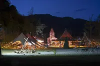 LUCIGOGO Luxi Valley White Deer Private Soup Tent Camp Hotels in Pengzhou