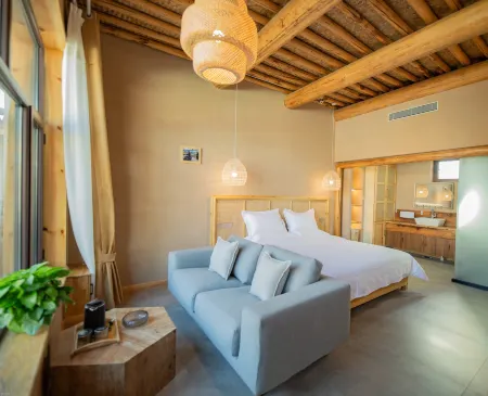 Dongta Temple Baisitan Bed and Breakfast Отели рядом с достопримечательностью «Siliangqizi Qubbah»