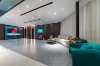 Kenston Gaming Hotel