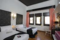 Casual del Teatro Madrid Hotel in zona Monumento ai Caduti di Spagna