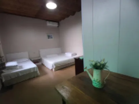 Huangcheng Xiangfu Yulou Inn