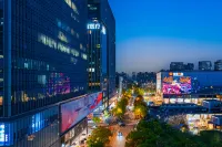 Baishi Hotel Hotels in Qianjiang New Town