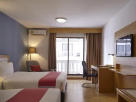 メイプル ホテル Design 8周辺のホテル