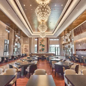 CGIG Eastern Holiday Hotel