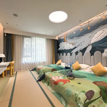 Luyuan Huazhong XiaomaLuShu Parent-child Hotel