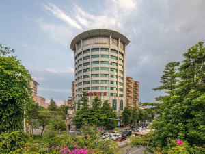 EJ Yizhi Apartment (Qingyuan City Plaza)