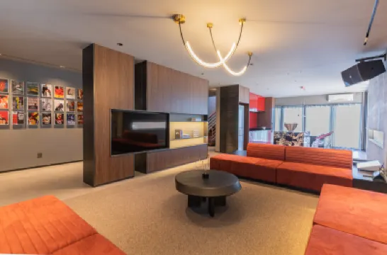 Sunset inn Sunset Inn Huidong Shuangyue Bay فنادق في 