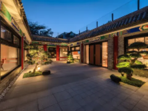 Hefengjingli Courtyard Hotel (Houhai Jishuitan Branch) Các khách sạn gần Prince Kung's Mansion