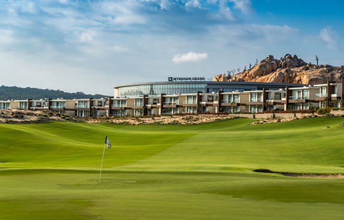 Wyndham Grand KN Paradise Cam Ranh