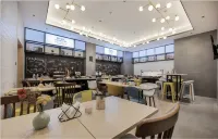 Campanile (Lanzhou Nanguan Shizi Branch)