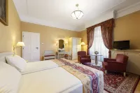 Danubius Hotel Astoria City Center Hotels in Budapest