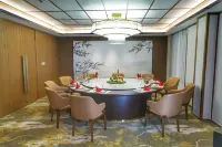 Lotus Hotel Hotel di Jianning
