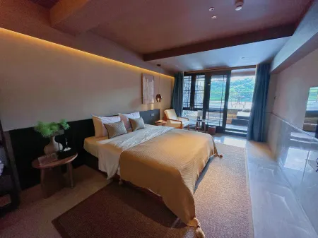 Qingyin Hotel