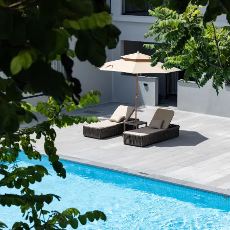 EASE OCEAN HOTEL