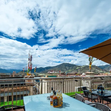 Henry Hotel
