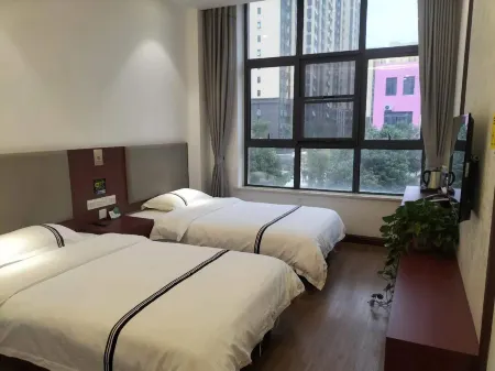 Feidong Fuda Hotel (East China Building Materials City) Отели рядом с достопримечательностью «Hefei Longxi Zoo»