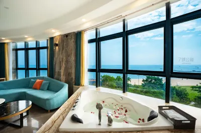 No.7 Mansion Light Luxury Seaview Hotel (Fangchenggang Sankuaishi Branch) Hotels near Jiangshan Bandao