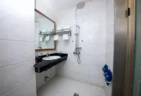 星月飯店(秀山火車站店) 秀山站附近的飯店